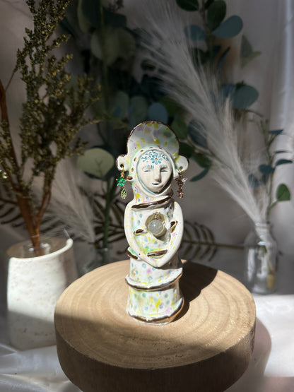 Forest Guardians - Auryn Goldvine