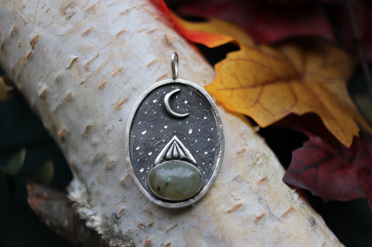 Labradorite Pendant