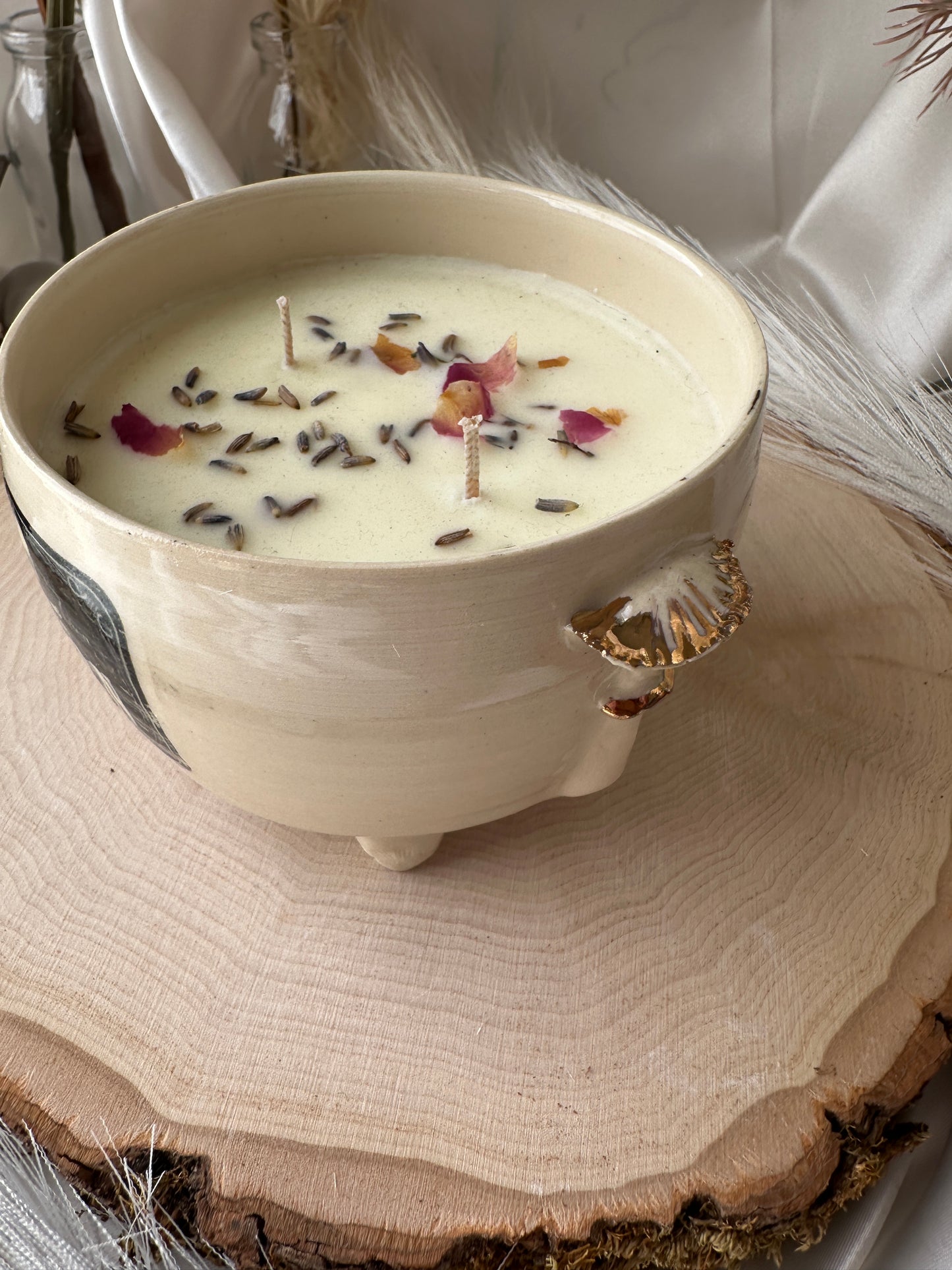 Cauldron Mushroonm Candle