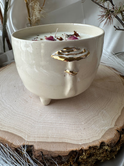Cauldron Mushroonm Candle