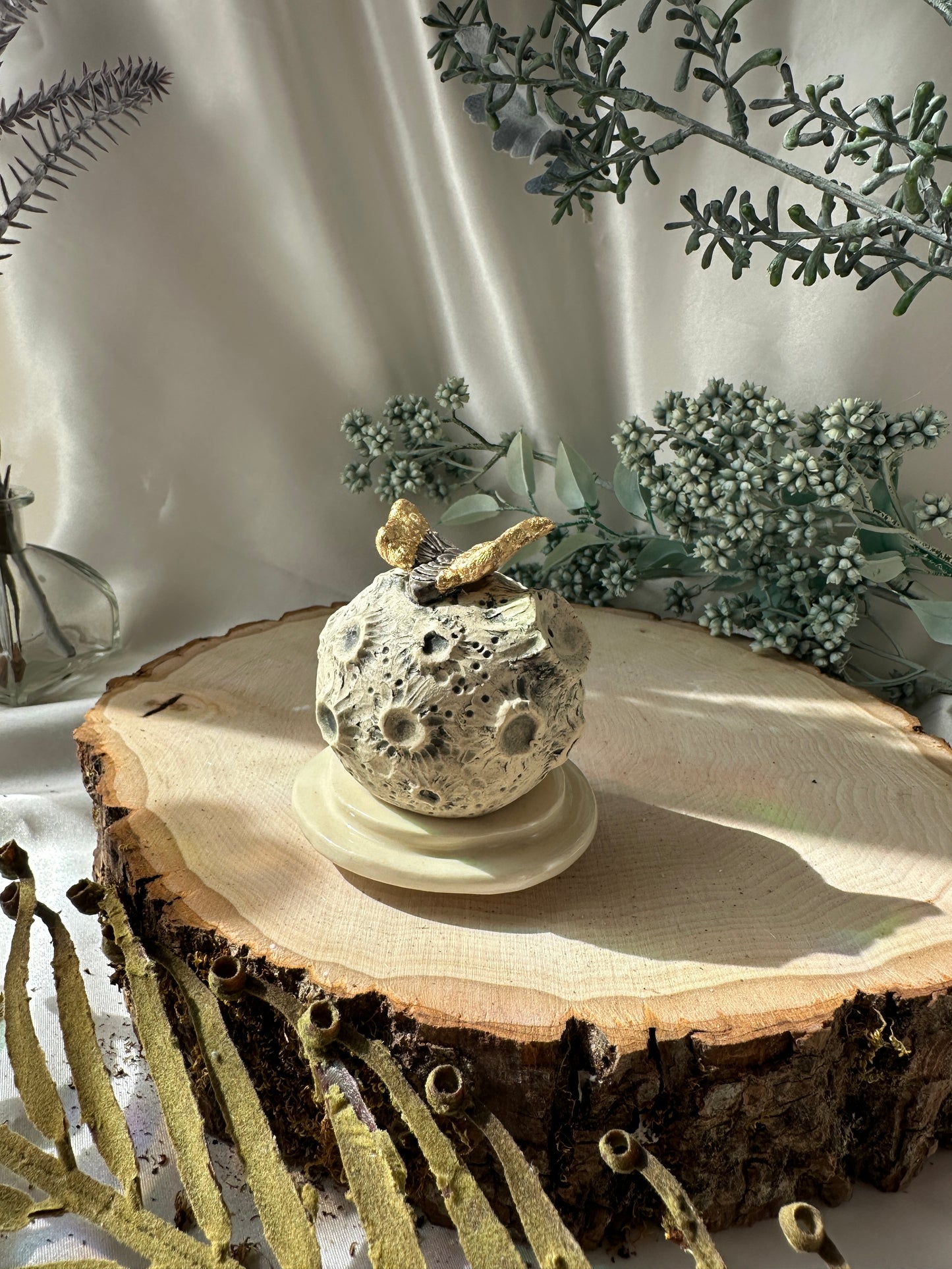 Of Smoke and Moonlight - Kintsugi Selene's Messenger (Small)