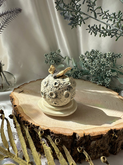 Of Smoke and Moonlight - Kintsugi Selene's Messenger (Small)